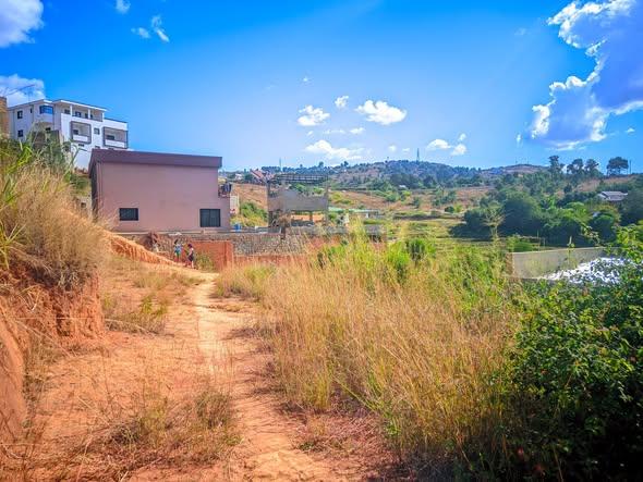 Terrain 300 m² à vendre — Ambohimangakely - photo 3