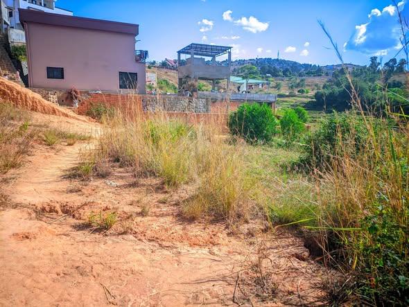 Terrain 300 m² à vendre — Ambohimangakely - photo 4