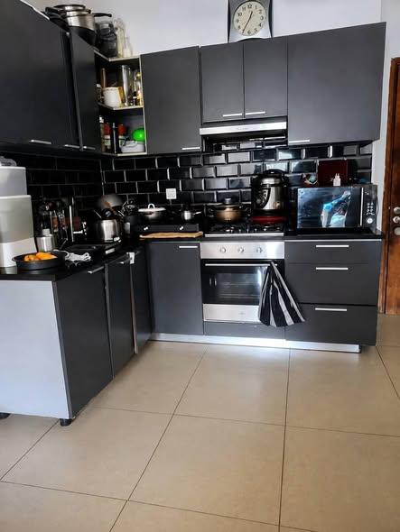 Appartement 2 ch. à louer — Antsakaviro - photo 1