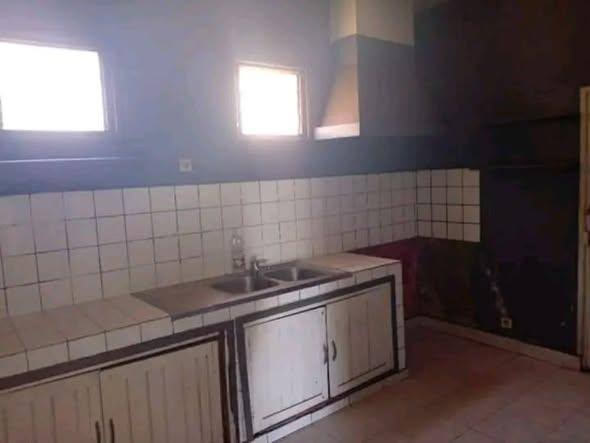 Maison à louer — Analamahitsy - photo 5