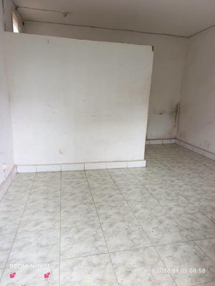 Trano Ahofa 1 ch. à louer — Moramanga - photo 1