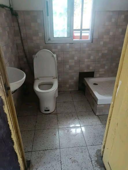 Bureau 2 ch. à louer — Ambohibao - photo 3