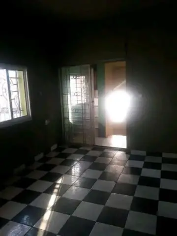 Trano Ahofa 2 ch. à louer — Manakambahiny — 600 000 Ar | Fonenako