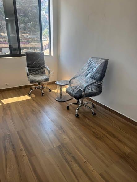Bureau 35 m² à louer — Tsimbazaza - photo 5
