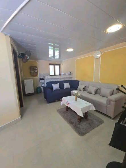 Maison à louer — Mahajanga - photo 2