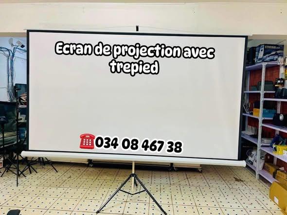 Bureau à louer — Andravoahangy - photo 1