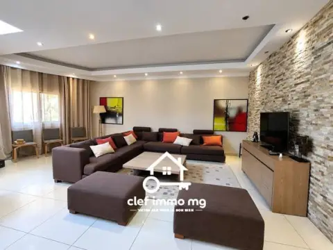 Appartement 1 ch. 189 m² à louer… — 9 250 000 Ar | Fonenako