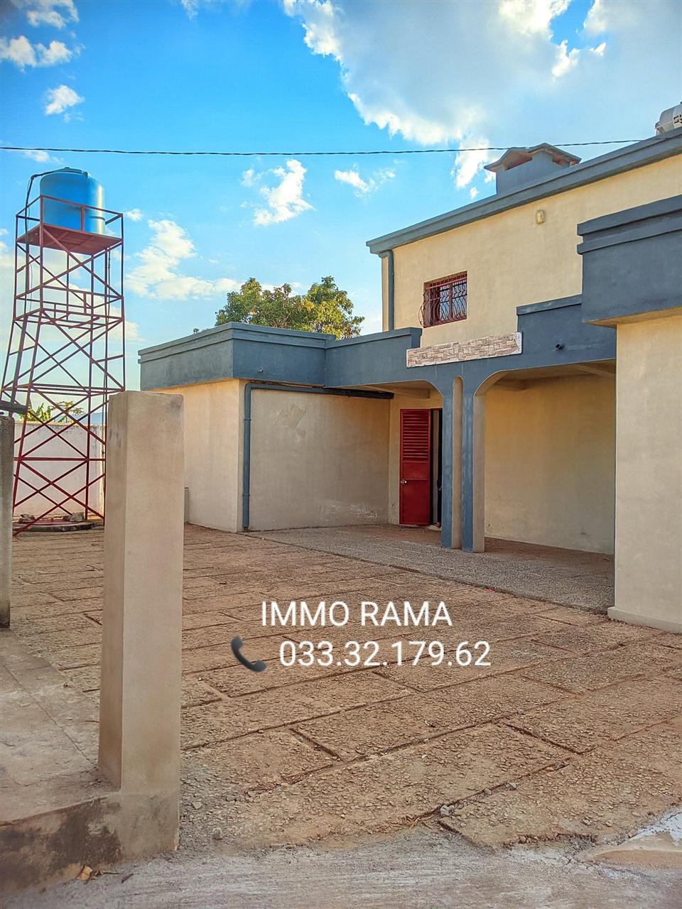 Maison indépendante 5 chambres — Imerimanjaka Lohanosy, Antananarivo - photo 1
