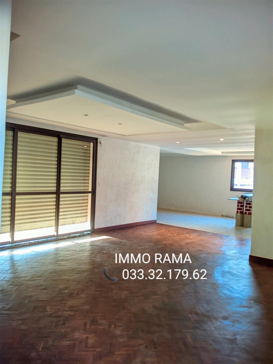 Maison indépendante 5 chambres — Imerimanjaka Lohanosy, Antananarivo - photo 6