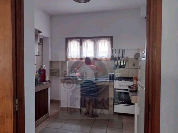 Appartement 2 ch. à louer — Andohanimandroseza - photo 4