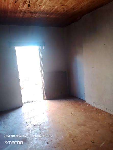 Trano Ahofa à louer — Ambatomainty - photo 5