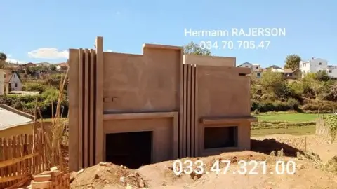 Maison à vendre — Antsirabe