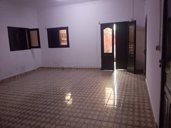 Appartement 1 ch. à louer — Amboditsiry - photo 2
