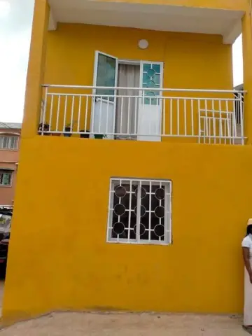 Maison 2 ch. à louer — Ivato — 650 000 Ar | Fonenako
