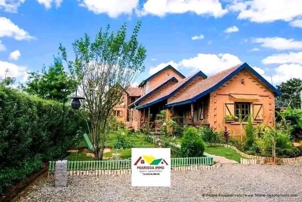 Maison 1 000 m² à vendre — Antsirabe - photo 3