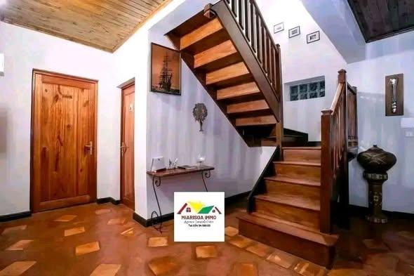 Maison 1 000 m² à vendre — Antsirabe - photo 4