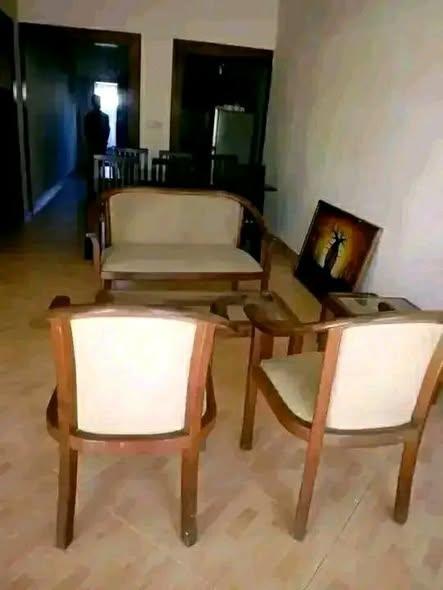 Maison 2 ch. à louer — Toamasina - photo 1