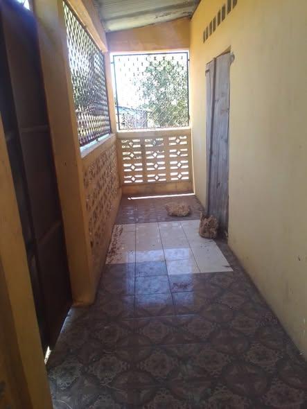 Maison 2 ch. à vendre — Antanimalandy - photo 5