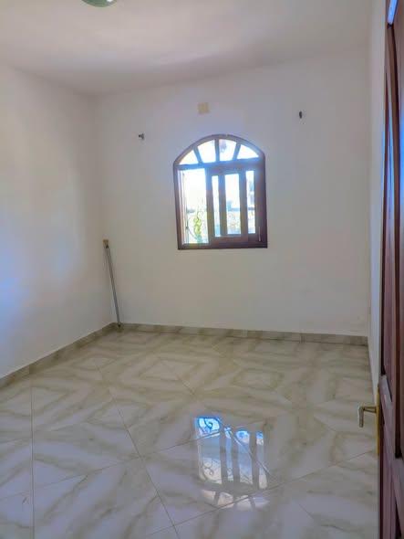 Appartement 3 ch. à louer — Ambohijafy - photo 1