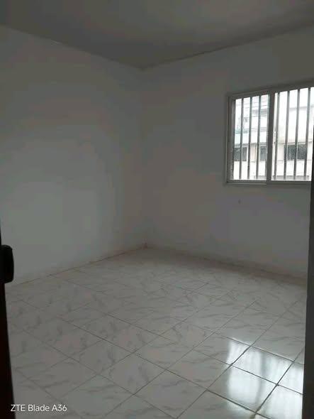 Appartement 6 ch. à louer — Ambomahitsy - photo 5