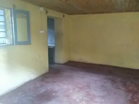 Trano Ahofa 1 ch. à louer — Andavamamba — 160 000 Ar | Fonenako