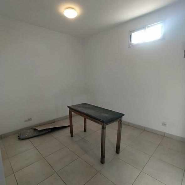 Appartement 2 ch. à louer — Ampefiloha - photo 4