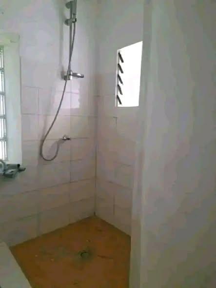 Maison 2 ch. à louer — Ankadifotsy - photo 4