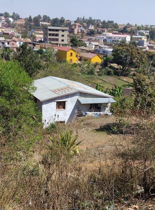 Terrain à vendre — Ambohidratrimo - photo 1
