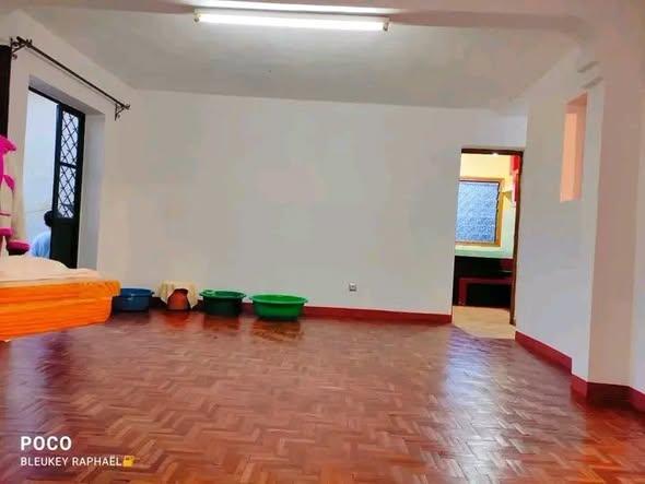 Trano Ahofa à louer — Mandroseza - photo 2