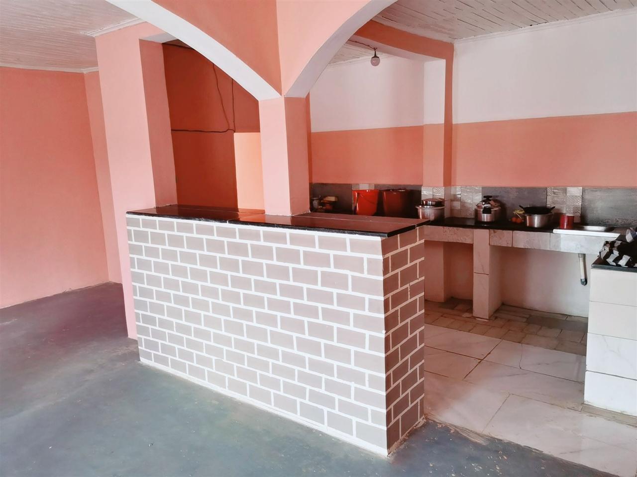 Trano ahofa 2 chambres — Ambohimanga Rova, Antananarivo - photo 2