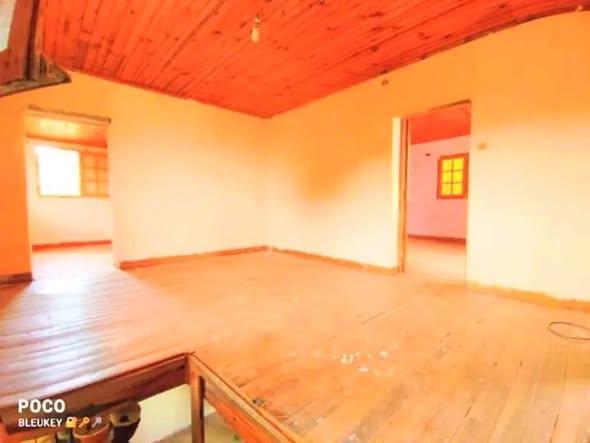 Maison 3 ch. à louer — Androndra Ampamantanana - photo 2