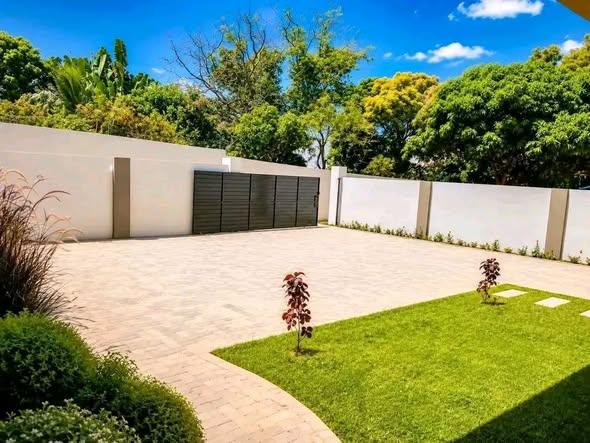Maison 2 ch. à vendre — Ambohidratrimo - photo 2
