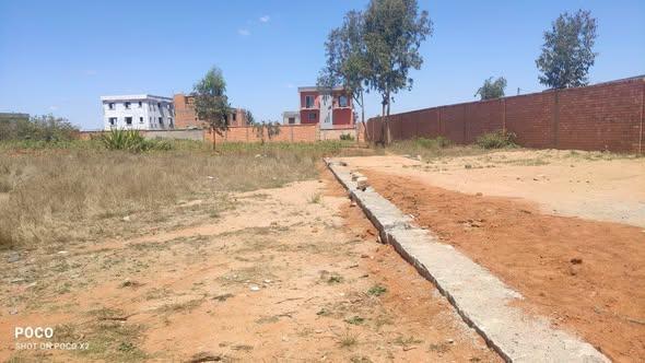 Terrain 300 m² à vendre — Ambohimangakely - photo 1