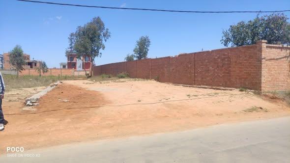 Terrain 300 m² à vendre — Ambohimangakely - photo 3