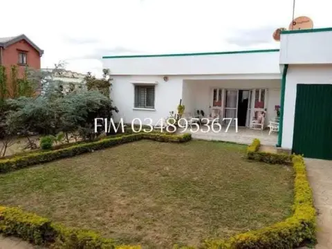 Bureau 100 m² à vendre — Ivato 2 ch. — 500 000 000 Ar | Fonenako
