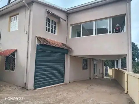 Maison 4 ch. à louer — Ambatoroka — 1 600 000 Ar | Fonenako