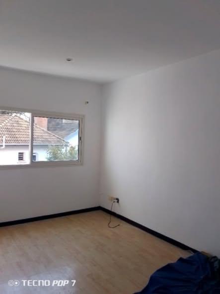 Maison 4 ch. à louer — Ambatoroka - photo 5