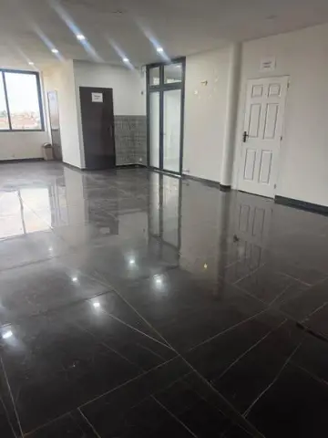 Trano Ahofa 90 m² à louer — Tsimbazaza — 5 000 000 Ar | Fonenako