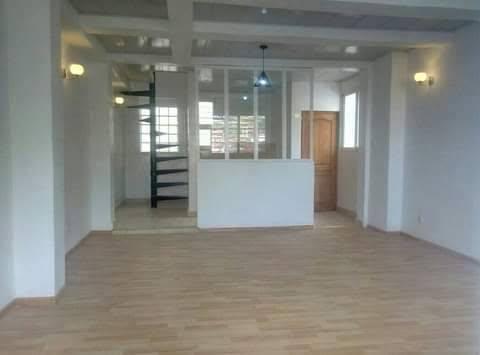 Appartement 2 ch. à louer — Ankadilalana - photo 1