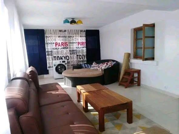 Appartement 1 ch. à louer — Ambatobe - photo 5