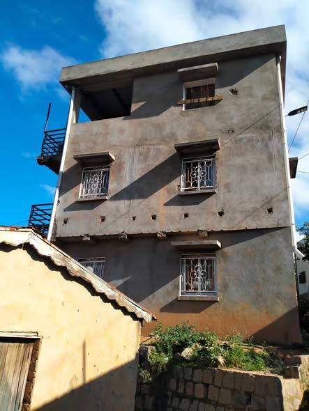 Maison 6 ch. à vendre — Ambohimangakely - photo 3