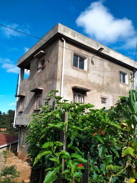 Maison 6 ch. à vendre — Ambohimangakely - photo 5
