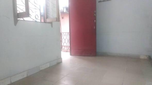 Trano Ahofa 1 ch. à louer — Tsiadana - photo 1