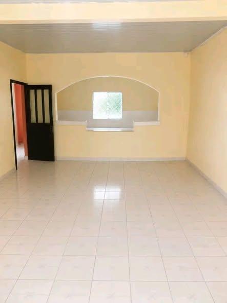 Maison 3 ch. à louer — Mahajanga - photo 4