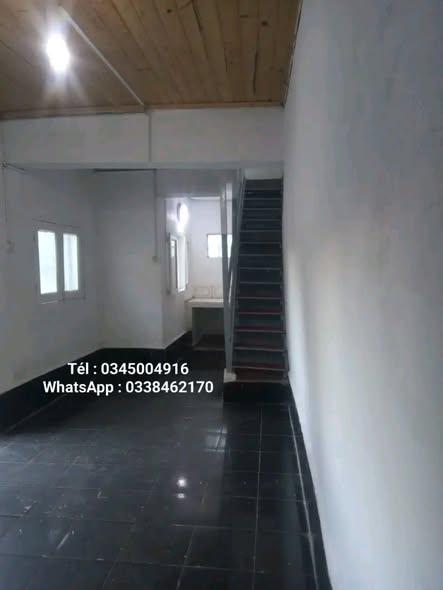 Maison 2 ch. à louer — Ampandrana - photo 3