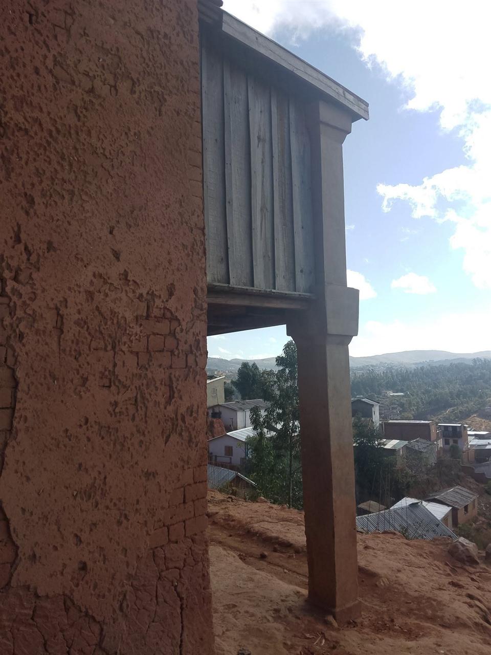 Maison à finir près du Jovenna — Ambohimangakely, Antananarivo - photo 6