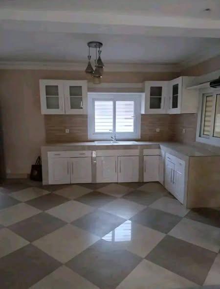 Appartement 2 ch. à louer — Ambatoroka - photo 2