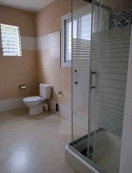 Appartement 2 ch. à louer — Ambatoroka - photo 5
