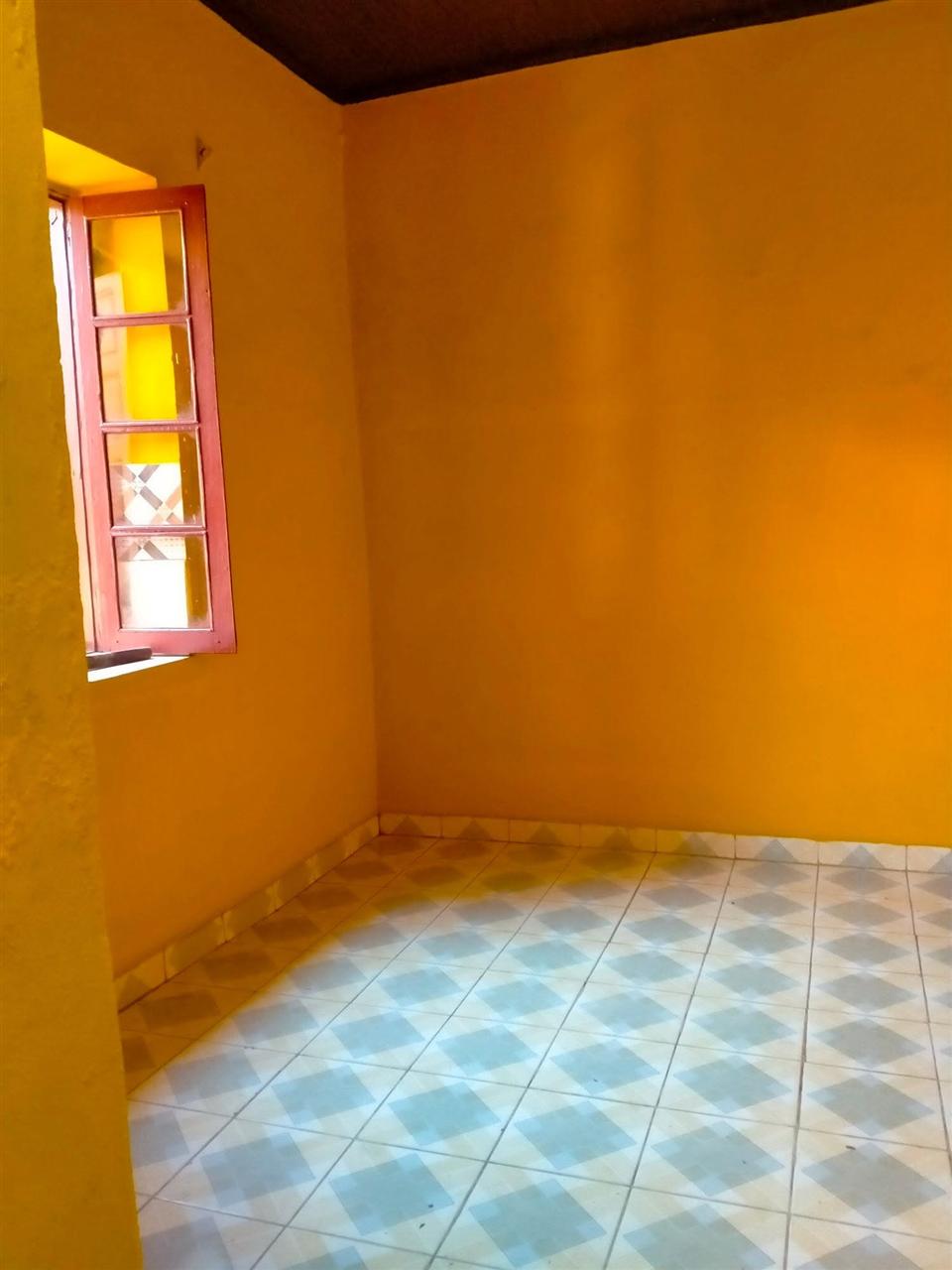 Petite maison 1 chambre — Anatihazo Isotry, Antananarivo - photo 1