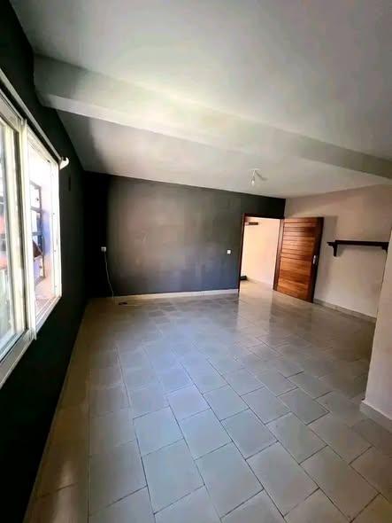 Appartement 1 ch. à louer — Toamasina - photo 2